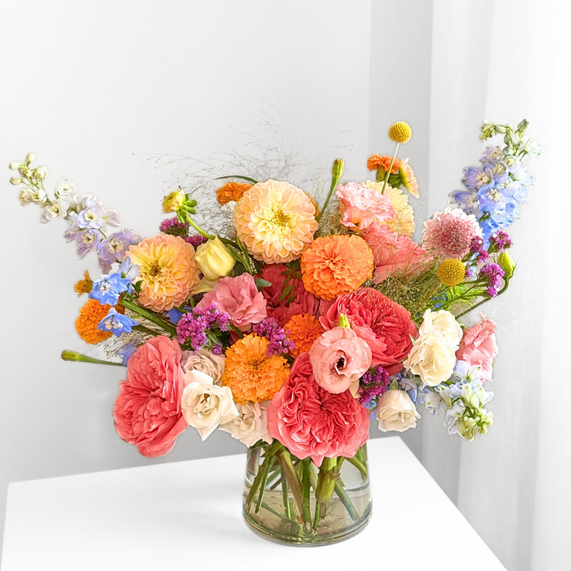 Classic Centerpiece in Colorful & Elegant - Same Day Delivery