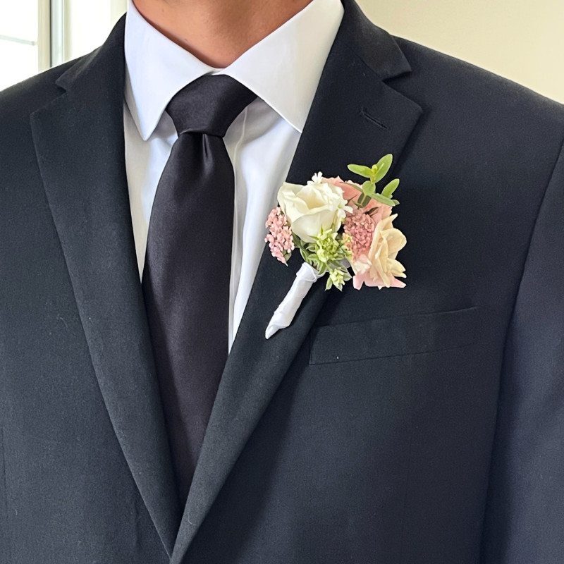 Traditional Boutonniere - Soft Pinks & Creams - Same Day Delivery