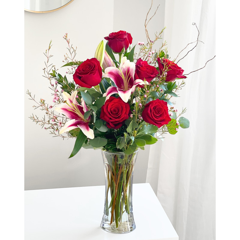 Half Dozen Roses with Stargazer Lilies - Same Day Delivery